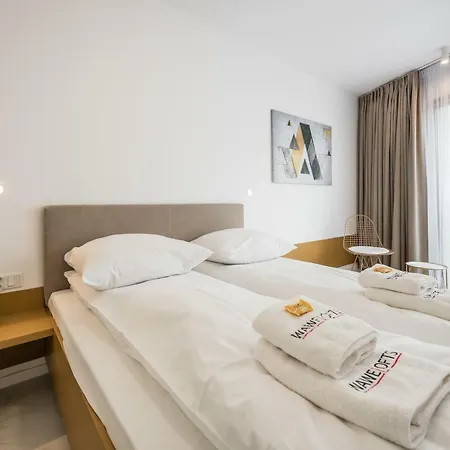 Golden Old Town Rakowicka Deluxe Wawelofts Apartment Krakow