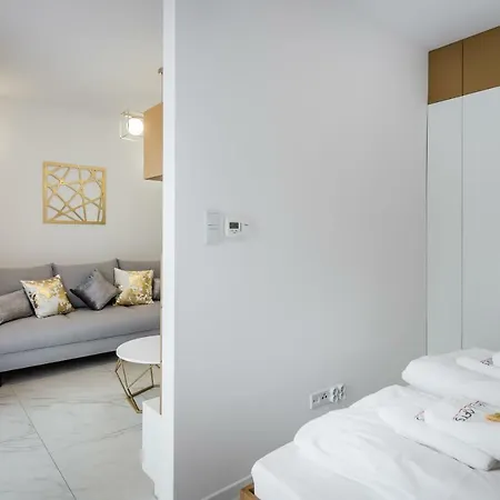 Golden Old Town Rakowicka Deluxe Wawelofts Апартаменты *